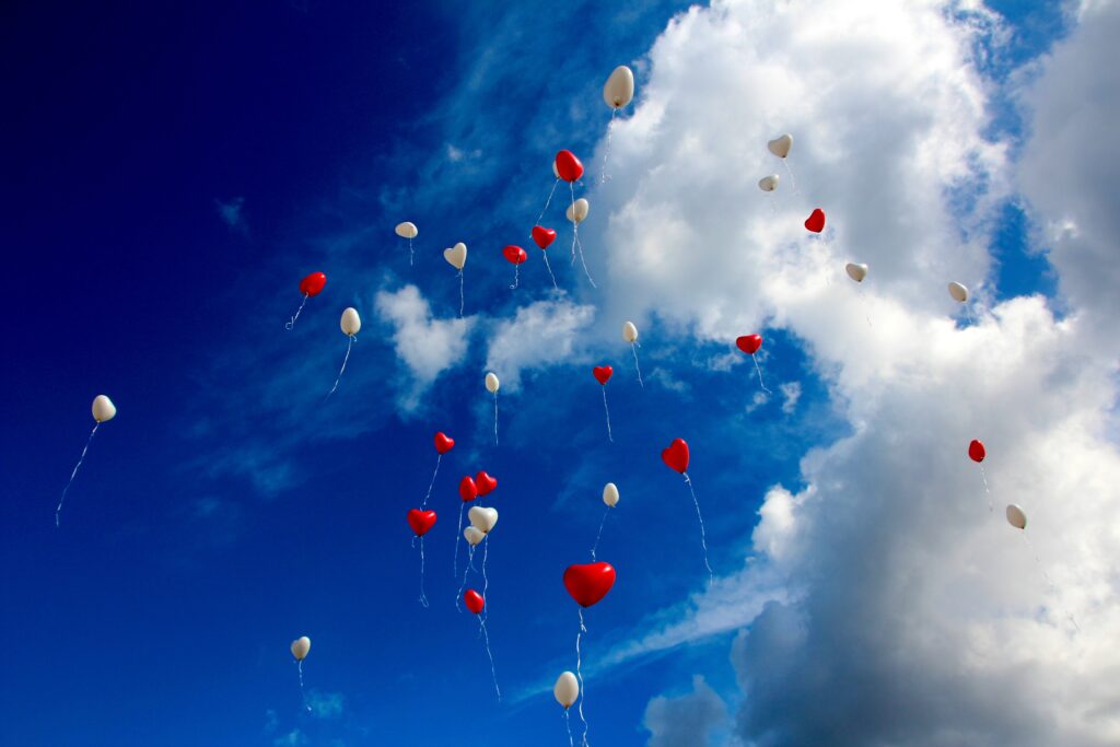 Scattering cremated remains by balloon