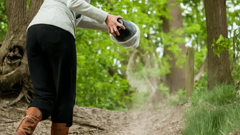 Return ashes to earth